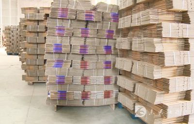 內(nèi)自同城 | 內(nèi)江東興:家門(mén)口就能上班啦,掙錢(qián)帶娃兩不誤